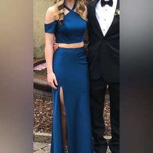 La Femme Blue Formal Dress
